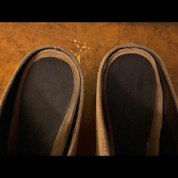 Aerosoles Tan Suede Clogs, 10M - Picture 8 of 9